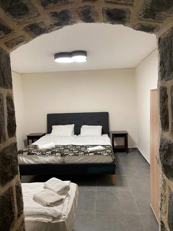 Ahva 17 Hotell Tiberias Exteriör bild